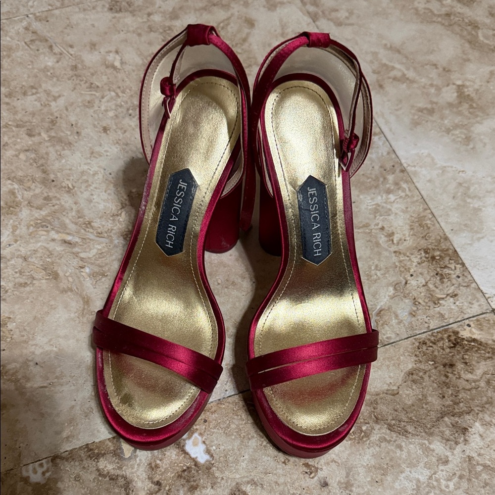 Jessica Rich Women's Burgundy Heels